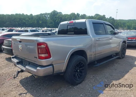 2021 Ram 1500 Laramie 4X2 5'7 Box z USA, uszkodzony, nr VIN 1C6RREJT8MN767937